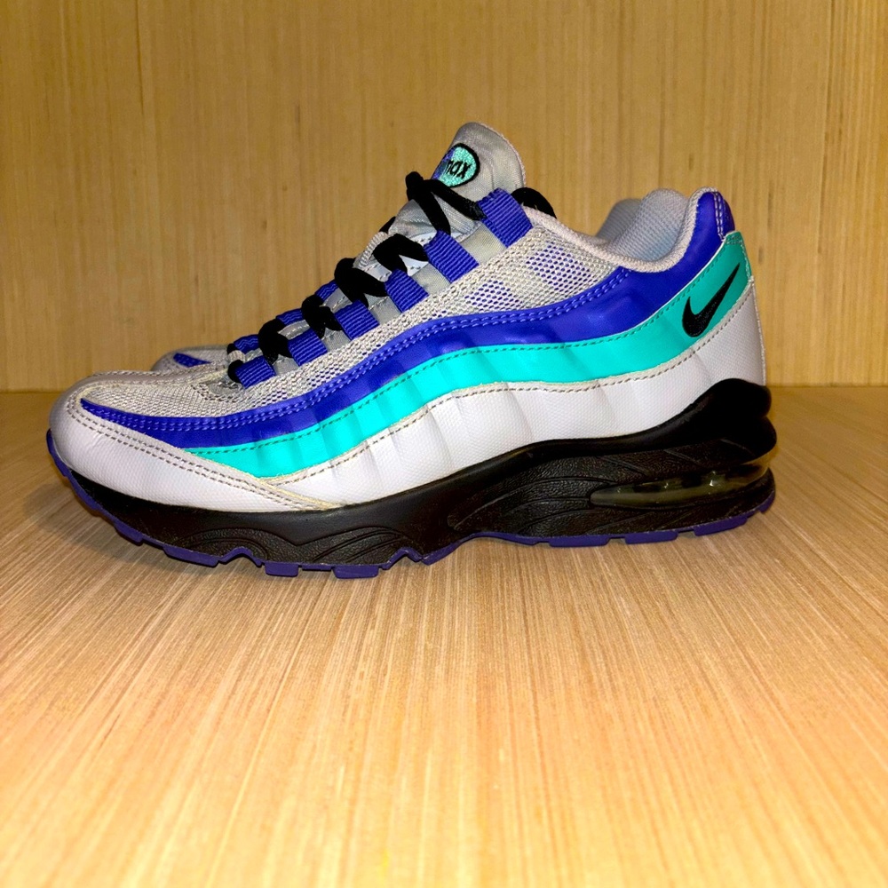 Nike Air Max 95 - Gray, Blue, and Teal